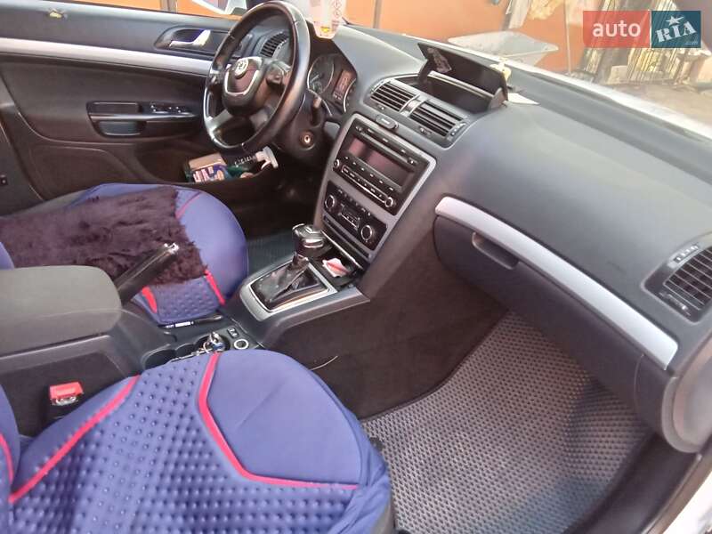 Універсал Skoda Octavia 2013 в Миколаєві фото 5 Універсал Skoda Octavia 2013 в Миколаєві