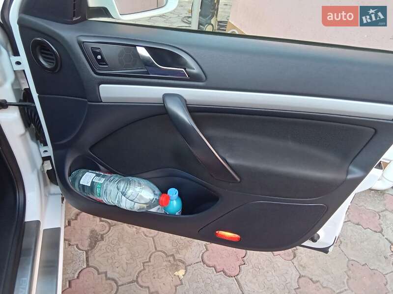 Універсал Skoda Octavia 2013 в Миколаєві фото 6 Універсал Skoda Octavia 2013 в Миколаєві