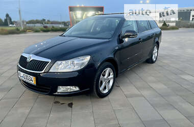 Універсал Skoda Octavia 2011 в Харкові