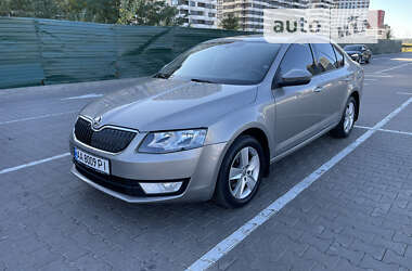 Ліфтбек Skoda Octavia 2015 в Києві