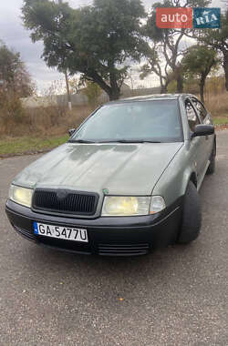 Лифтбек Skoda Octavia 2004 в Краматорске