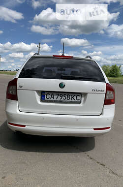 Универсал Skoda Octavia 2012 в Умани