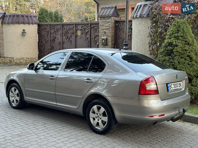 Лифтбек Skoda Octavia 2011 в Львове