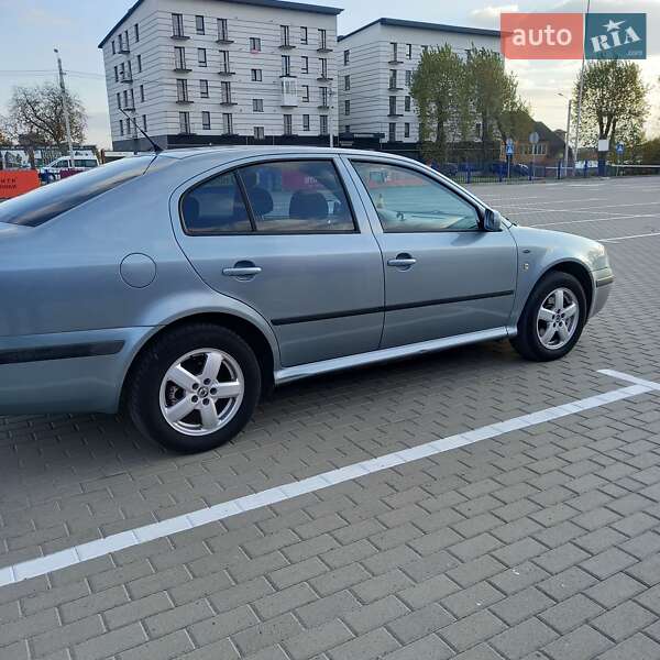 Лифтбек Skoda Octavia 2003 в Тернополе