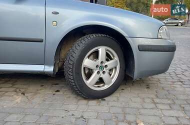 Лифтбек Skoda Octavia 2003 в Тернополе