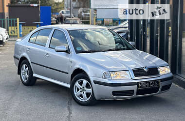 Ліфтбек Skoda Octavia 2003 в Харкові