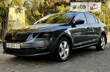 Ліфтбек Skoda Octavia 2019 в Дніпрі