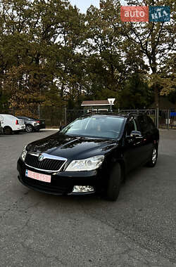 Універсал Skoda Octavia 2012 в 