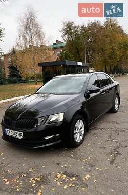 Лифтбек Skoda Octavia 2017 в Карловке