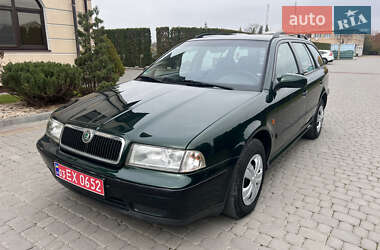 Універсал Skoda Octavia 2000 в Дунаївцях