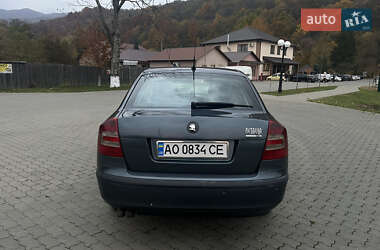 Лифтбек Skoda Octavia 2005 в Сваляве