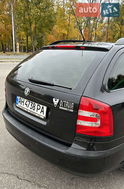 Універсал Skoda Octavia 2007 в Дніпрі