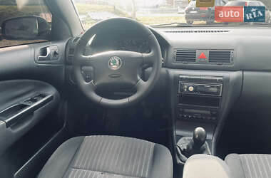 Лифтбек Skoda Octavia 2003 в Тернополе