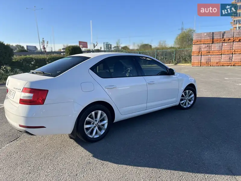 Лифтбек Skoda Octavia 2017 в 