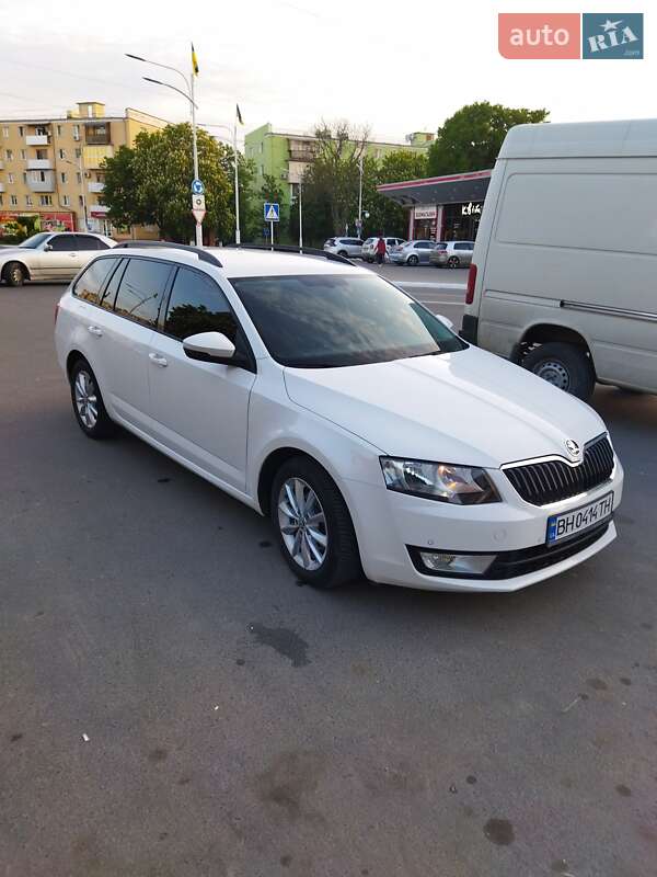 Универсал Skoda Octavia 2017 в Измаиле