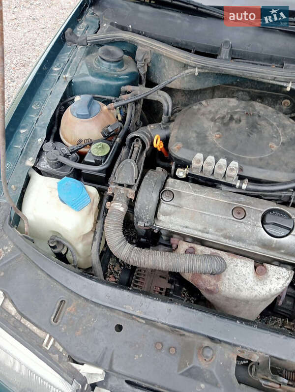Лифтбек Skoda Octavia 1999 в Киеве