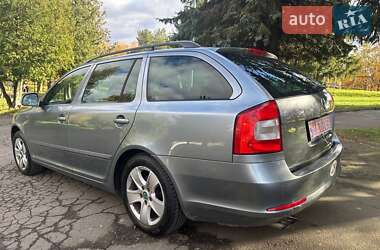 Универсал Skoda Octavia 2012 в Ровно