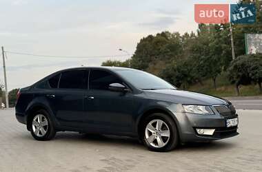 Лифтбек Skoda Octavia 2016 в Ровно