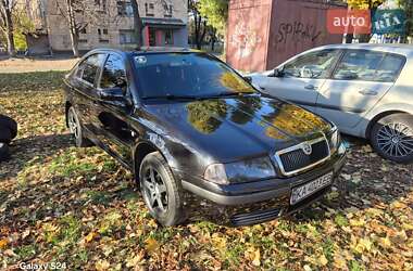 Лифтбек Skoda Octavia 2006 в Черкассах