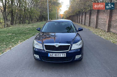 Універсал Skoda Octavia 2010 в Дніпрі