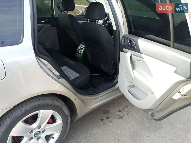 Універсал Skoda Octavia 2013 в Лохвиці