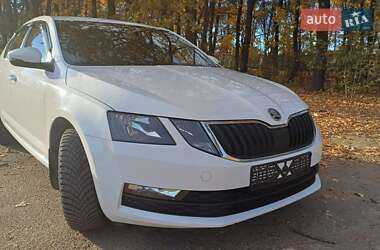 Ліфтбек Skoda Octavia 2017 в Умані