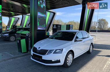 Лифтбек Skoda Octavia 2019 в Хмельницком