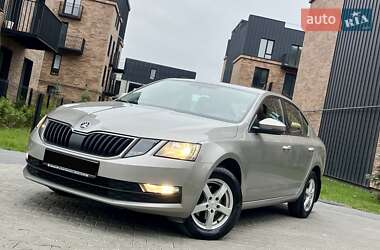 Лифтбек Skoda Octavia 2019 в Ивано-Франковске