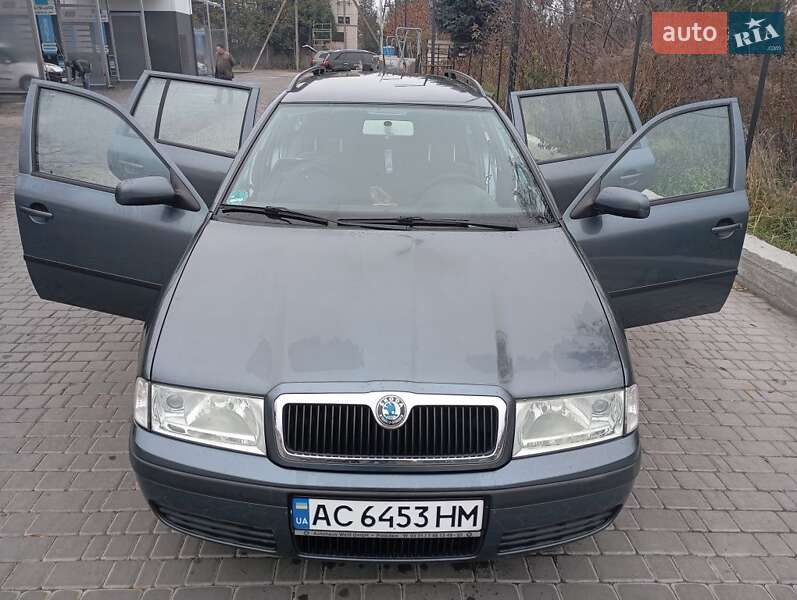 Універсал Skoda Octavia 2003 в Луцьку