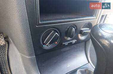 Лифтбек Skoda Octavia 2002 в 