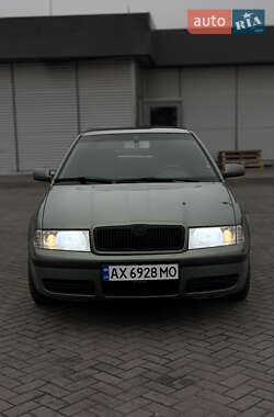 Ліфтбек Skoda Octavia 2003 в Харкові