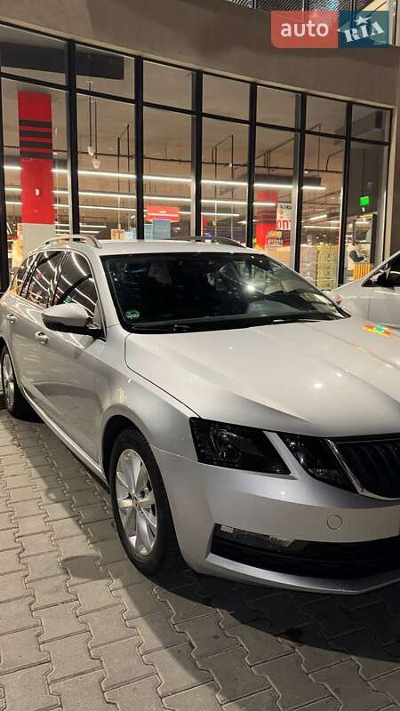 Універсал Skoda Octavia 2018 в Тернополі