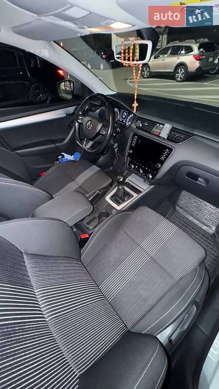 Универсал Skoda Octavia 2018 в Тернополе фото 32 Универсал Skoda Octavia 2018 в Тернополе