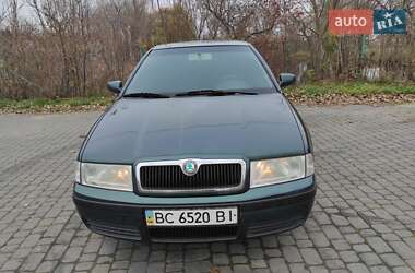 Лифтбек Skoda Octavia 2006 в Городке