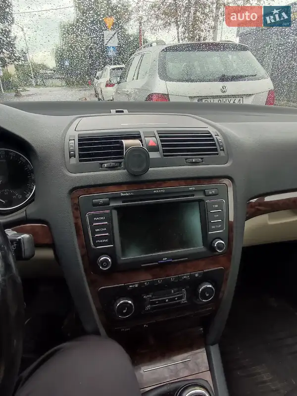 Skoda Octavia 2012 VIN TMBGT61Z9C2149215 фото оголошення 18 з 68