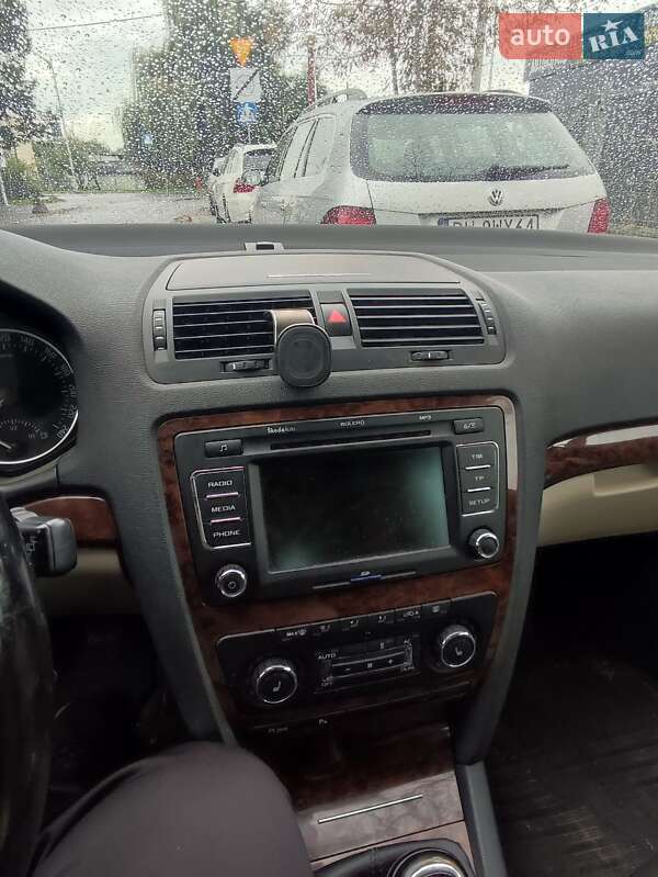 Универсал Skoda Octavia 2012 в Овруче