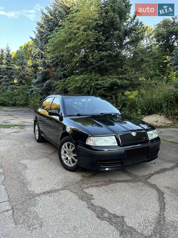 Лифтбек Skoda Octavia 2006 в Черкассах