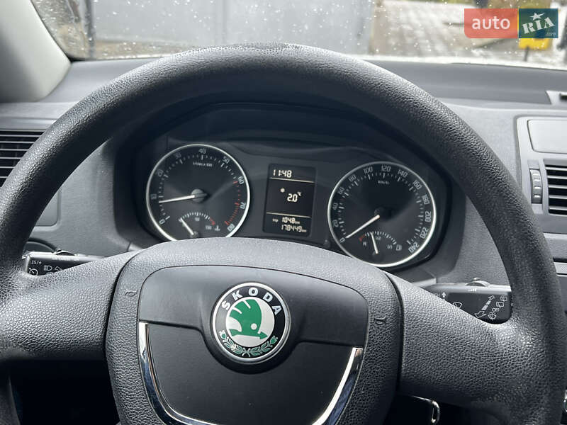 Лифтбек Skoda Octavia 2011 в Корсуне-Шевченковском фото 5 Лифтбек Skoda Octavia 2011 в Корсуне-Шевченковском