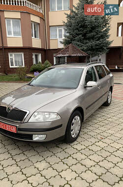 Універсал Skoda Octavia 2008 в Рівному