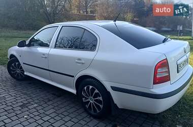 Лифтбек Skoda Octavia 2010 в Львове