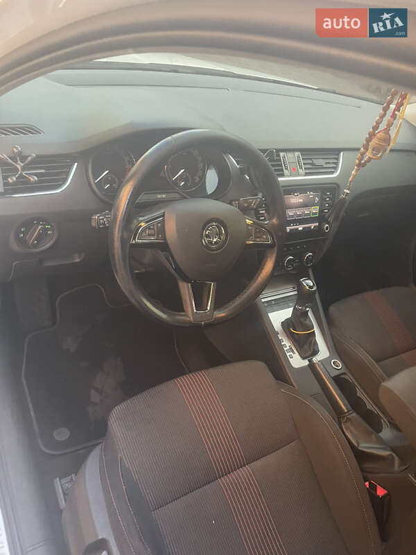 Универсал Skoda Octavia 2017 в Мукачево