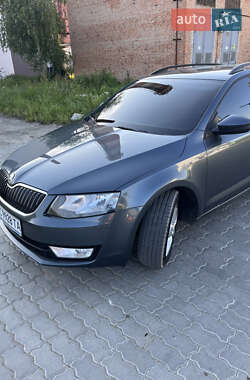 Универсал Skoda Octavia 2016 в Трускавце