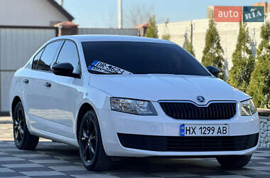 Ліфтбек Skoda Octavia 2015 в Летичіві