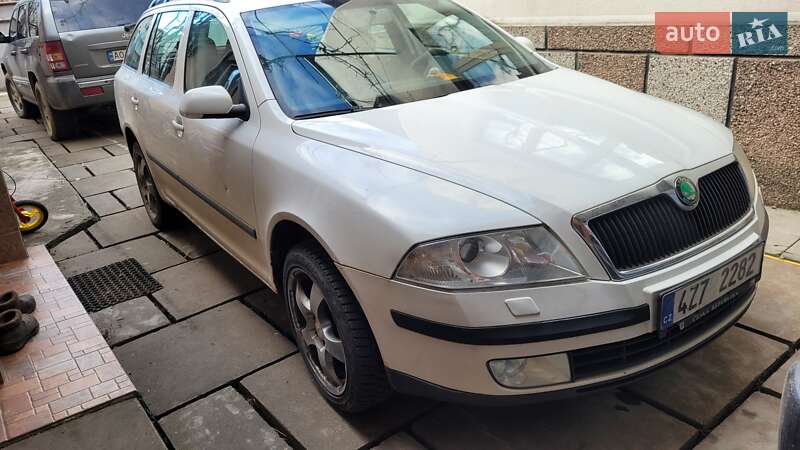 Универсал Skoda Octavia 2008 в Хусте