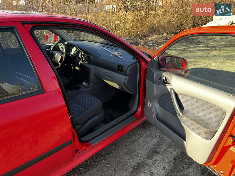 Лифтбек Skoda Octavia 1997 в Нетешине