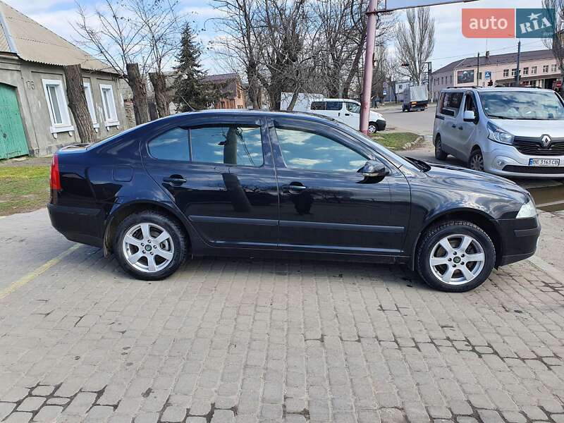 Лифтбек Skoda Octavia 2006 в Одессе