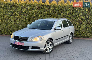 Универсал Skoda Octavia 2010 в Стрые