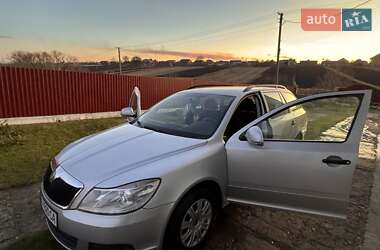 Універсал Skoda Octavia 2011 в Тернополі