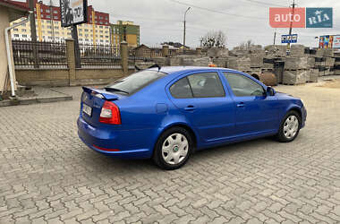 Лифтбек Skoda Octavia 2009 в Луцке