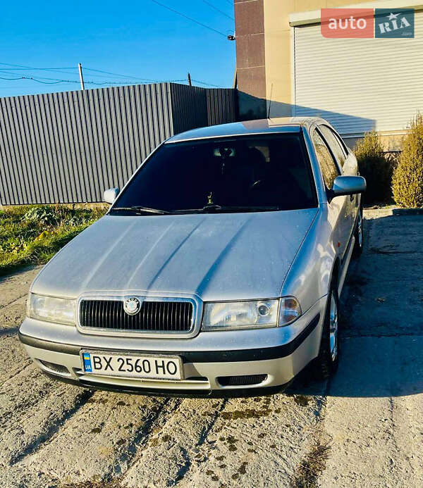 Лифтбек Skoda Octavia 1999 в Хмельницком